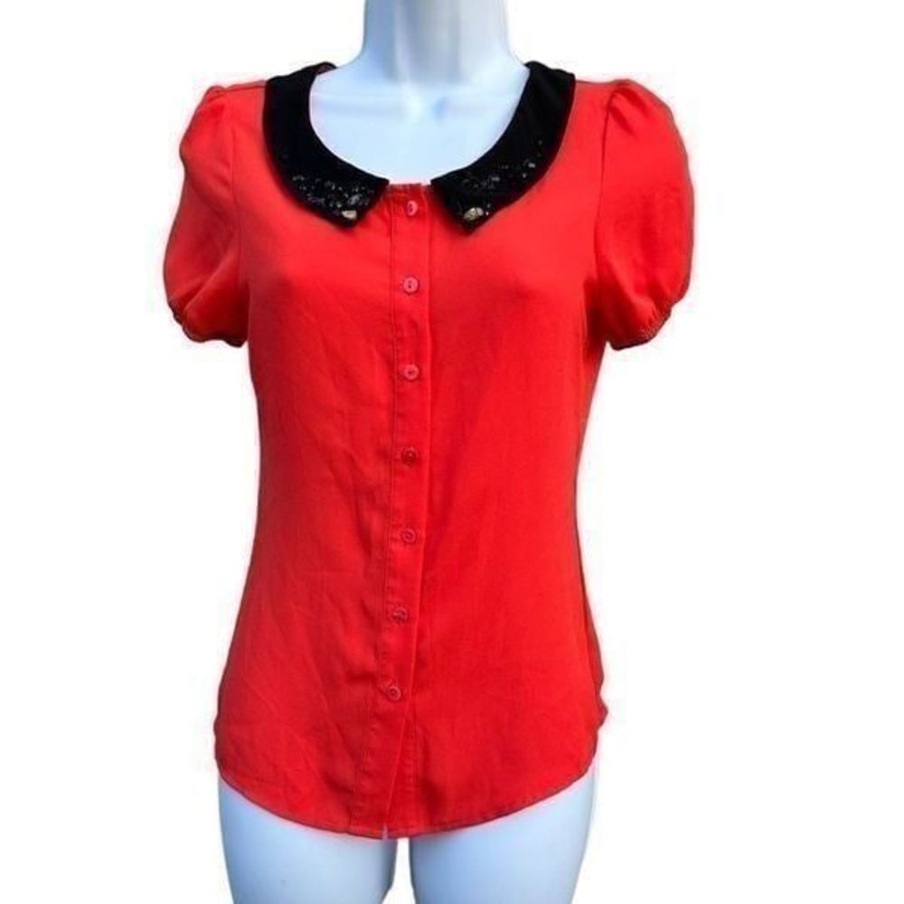 Daphne young red orange short sleeve blouse size XS    A415A